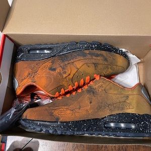 Nike Air Max 90 Mars Landing